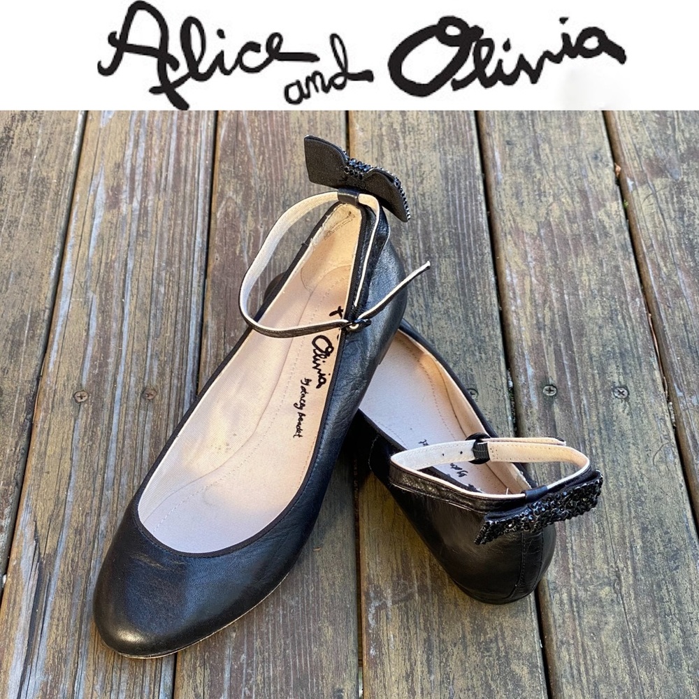 SOLD 🚫 Alice + Olivia Ballerina Flat Crystal Bow